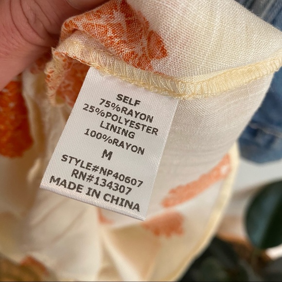 Linen-Feel Yellow Floral Romper - Picture 7 of 8